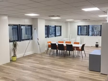 vente/location bureau rénové 124m² - nantes (44300) - parc de l'aubinière
