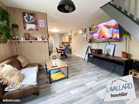 maison 4 pièces 80 m²