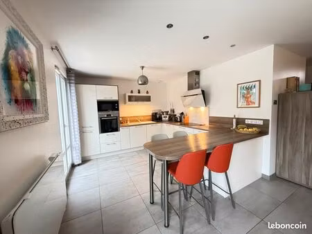 maison familiale de 140 m² entièrement rénovée – 4 chambres – quartier calme et recherché