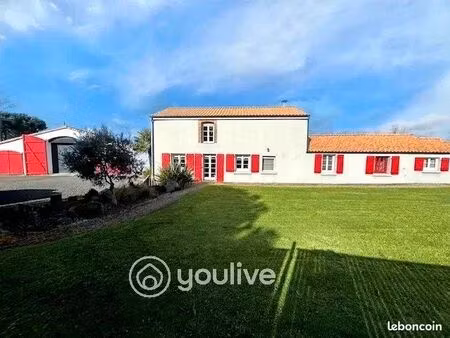 longère 8 pièces 210 m²