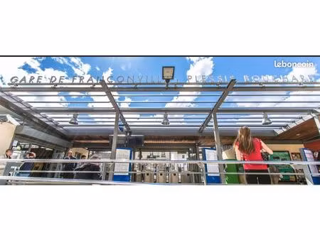 boutique 114 m² franconville