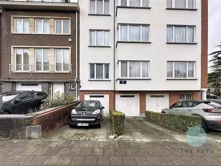 parking/boxe de garage