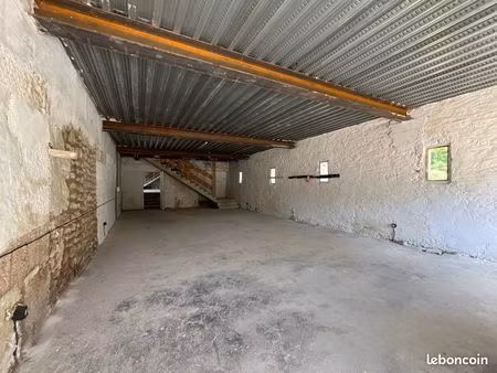 ◊ à louer – locaux professionnels / stockage / artisan / entrepôt – chérence (95)