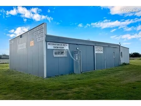 local 1859 m² moreilles