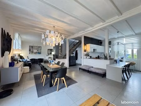 maison 4 pièces 145 m²