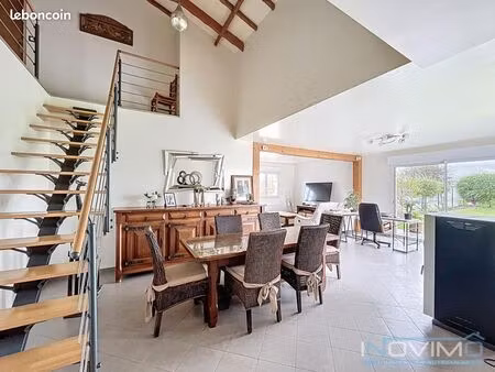 maison 5 pièces 180 m²