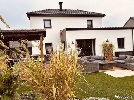 maison 5 pièces 127 m²