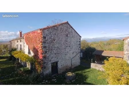 grande maison rénovée calme et agréable