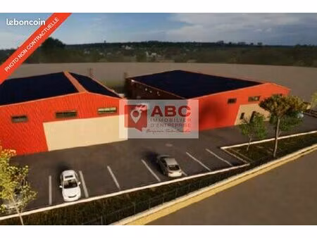 local d'activité 1 912 m²