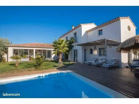 maison 180m2 + t3 45m2