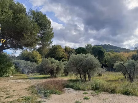 vente terrain 1061 m² à ventabren (13122)  390 000 €