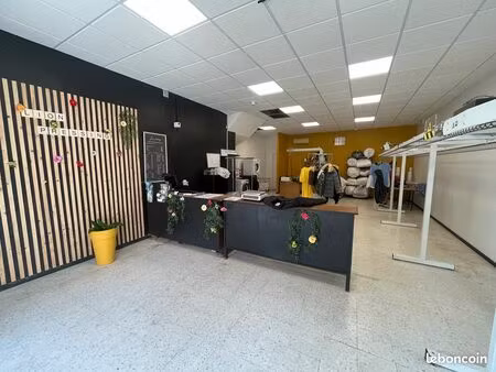 local commercial 81 m² villeneuve-lès-béziers