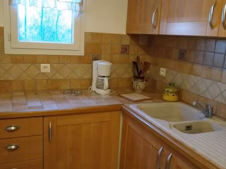 particulier loue grand t2 meublé à villetelle