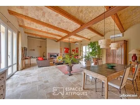 maison 6 pièces 245 m²