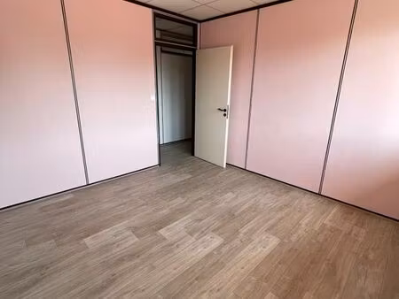 bureau 12m2 – tournezy