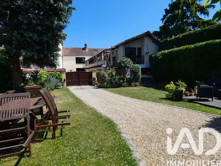 vente immeuble 200 m² à vert (78930)  455 000 €