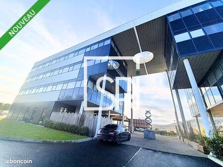 bureaux 426 m² cournon d'auvergne