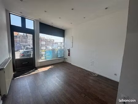 local commercial 85 m²