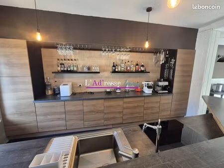 maison 7 pièces 182 m²