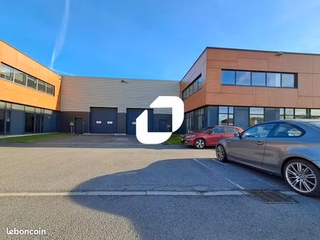 local d'activité 542 m²