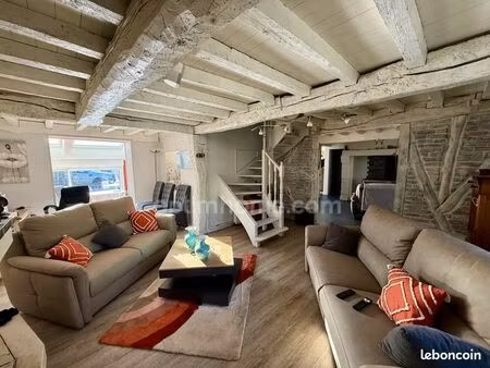 maison 8 pièces 206 m²