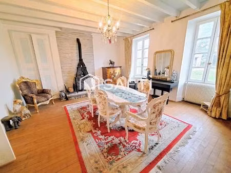 domaine d’exception avec maison de maître  gîtes  dépendances et 3 hectares
