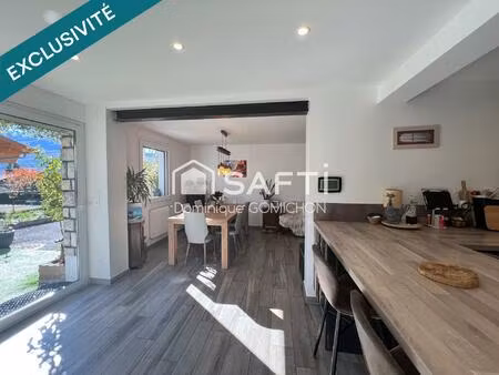 jolie maison rénovée avec goût  à proximité des commodités