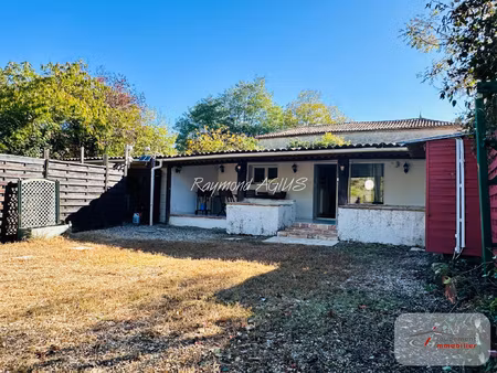 charmante retraite à la campagne avec 2 chambres un petit