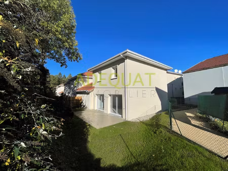 serezin de la tour - maison de 2023 avec jardin & garage