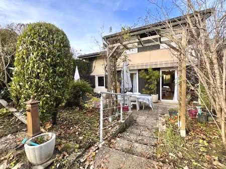 villa mitoyenne seynod - 5 chambres - jardin