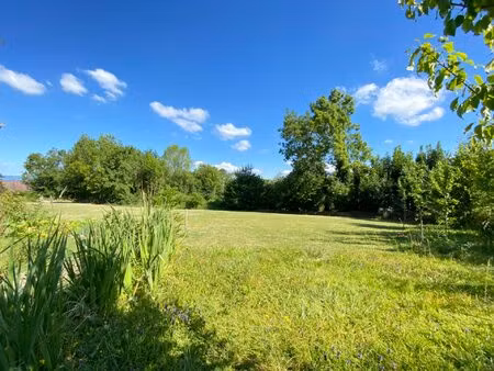 terrain constructible- 30 min geneve - 25 min annecy