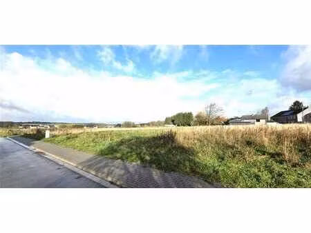 option! terrain à bâtir d'une superficie de +/- 10a 04ca