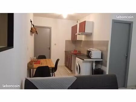 t2 nîmes centre prox lycée daudet