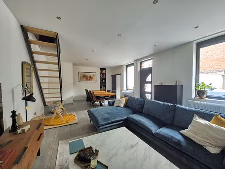 maison 6 pièce(s) 147 m2