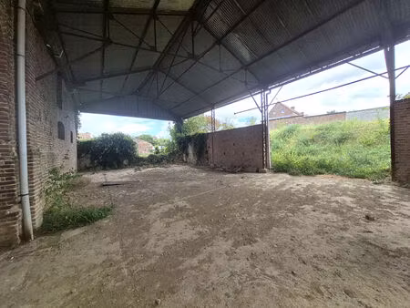 longère individuelle   grange et hangar.