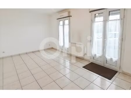location appartement  39 m² t-2 à saint-soupplets  750 €