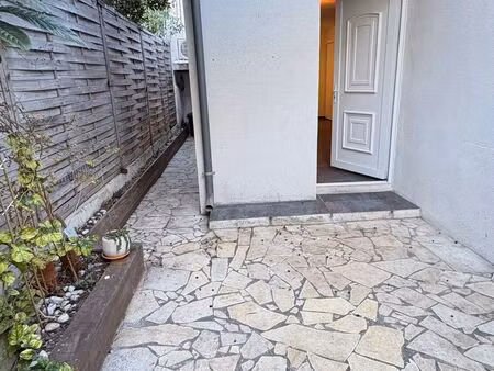 maison de ville pointe rouge