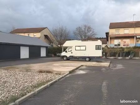 hivernage camping car sur parking extérieur