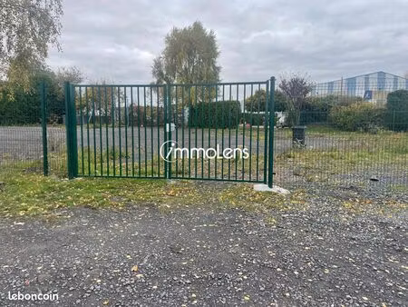 terrain 700 m² carvin