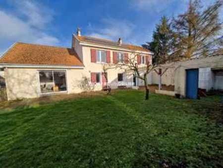 vente maison à sainte-luce-sur-loire (44980) : à vendre / 180m² sainte-luce-sur-loire
