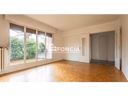 2 pieces en centre-ville