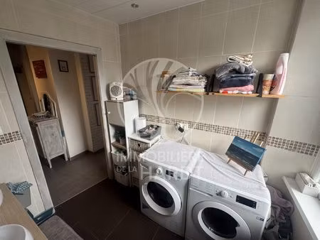 charmant 3 pièces de 75 m² avec grand terrain privatif