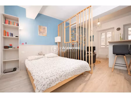 location studio centre historique d'albi - 550 euros/mois cc