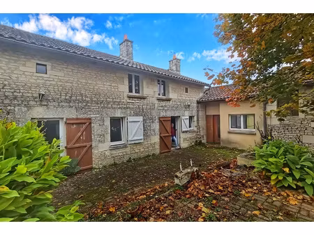 maison au calme avec jardin arboré 4 chambres