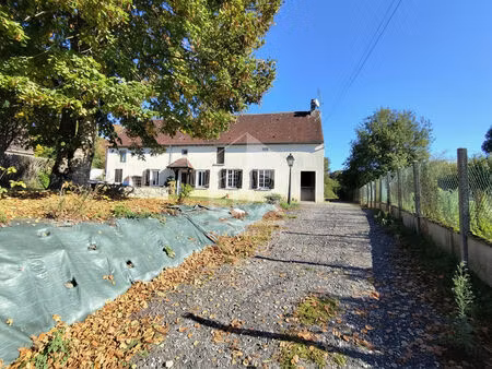 charmante longère à vendre proche rémalard - un écrin de paix