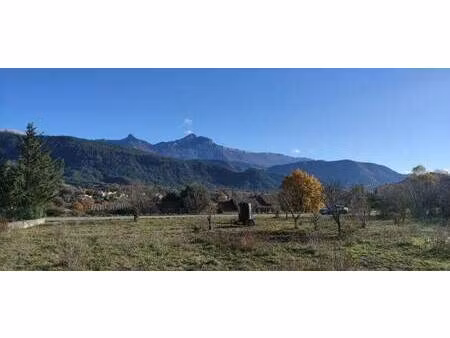 terrain constructible à vendre