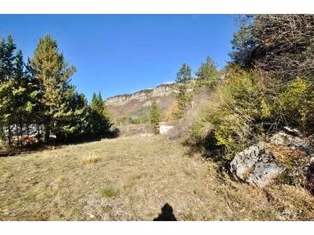 terrain constructible viabilisé à vendre