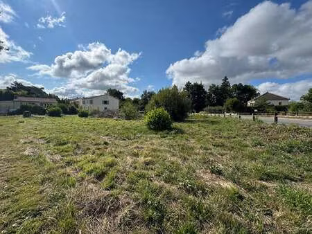 vente terrain à beaulieu-sous-la-roche (85190) : à vendre / beaulieu-sous-la-roche