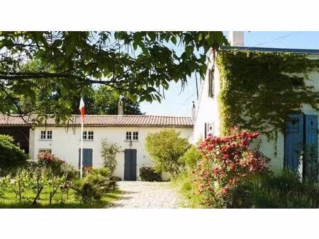 33460 - arsac - domaine de charme avec gîte  piscine et dependances