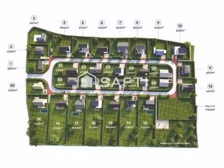 des terrains prêts à bâtir : viabilisés  tout-à-l’égout  et une vue exceptionnelle